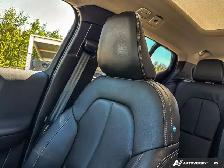 2024 Volvo XC40 Ultimate Bright Theme | B5 | LEATHER SEATS - Photo 25