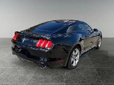 2017 Ford Mustang V6 - Photo 7