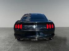 2017 Ford Mustang V6 - Photo 8
