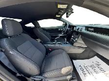 2017 Ford Mustang V6 - Photo 12