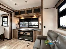 2025 Keystone RV Montana 3532SP Side Power Patio ! - Photo 16