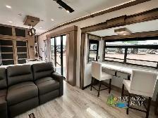 2025 Keystone RV Montana 3532SP Side Power Patio ! - Photo 25
