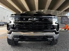 2024 Chevrolet Silverado 1500 LTZ 5.3L 4WD Z71 LEATHR SUNROOF NA - Photo 2