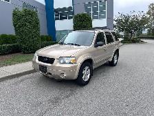 2007 FORD ESCAPE 4WD LEATHER INTERIOR A/C!