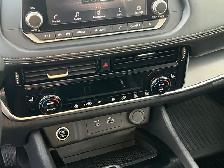 2021 Nissan Rogue SV | Premium Package | No Accidents - Photo 4