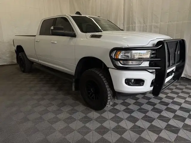 2022 Ram 2500 | BIG HORN 4X4 6.4 HEMI | LIFT/WHEELS/SHOCKS