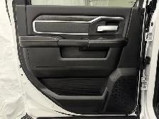 2022 Ram 2500 | BIG HORN 4X4 6.4 HEMI | LIFT/WHEELS/SHOCKS - Photo 19