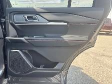2026 Ford Explorer ST-Line | 300A: STREET-LINE PACKAGE - Photo 30