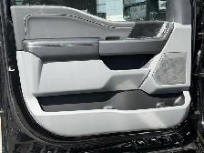 2026 Ford Super Duty F-450 DRW XLT | 673A: PREMIUM PACKAGE - Photo 15
