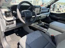 2026 Ford Super Duty F-450 DRW XLT | 673A: PREMIUM PACKAGE - Photo 17
