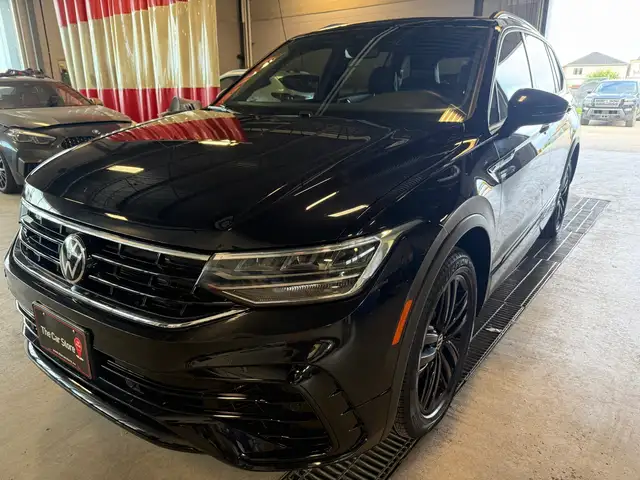 2022 Volkswagen Tiguan R-Line
