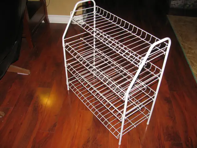 ClosetMaid 4-Tier Shoe Rack in White Steel