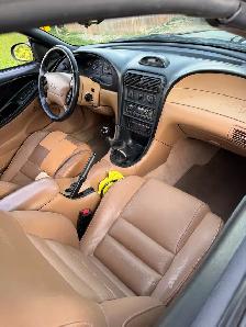 1995 Ford Mustang GT 5.0L - Photo 5