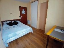 chambre a louer meublee tout  inclus internet stationnement