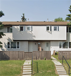 3 Bed 1 Bath Unit in Edmonton, AB