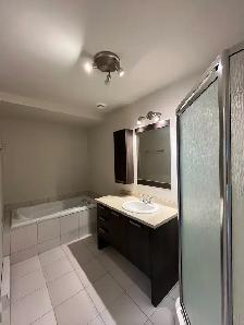 Brossard beau grande condo 4 1/2 construit en 2012 avec balcon - Photo 6