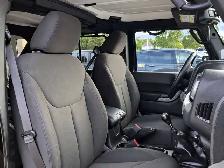 2017 Jeep Wrangler Willys 4Dr | 6Spd Manual | AS IS | 4X4 - Photo 25