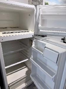 Réfrigérateur 24po Blanc | MRT12CRFW-1 - White Westinghouse - Photo 2