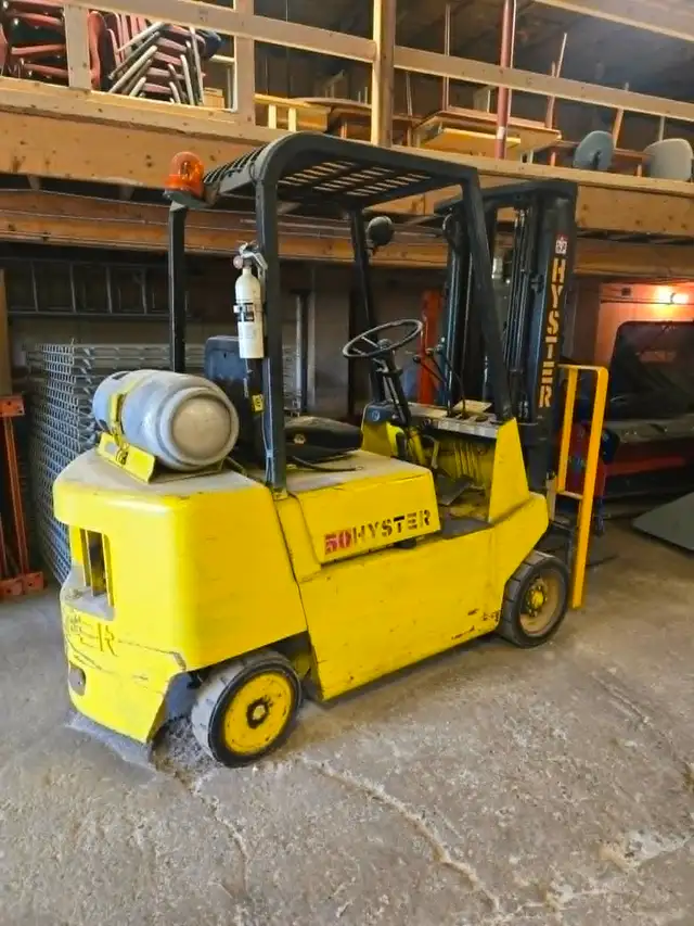 Chariot élévateur/ Forklift