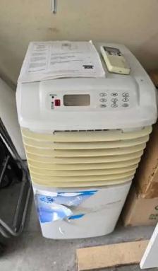 Air conditioner, 4 in 1.