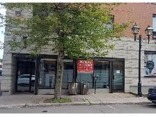 Local/BUREAUX a louer 2,500 pc RDC centre-ville ST-JEROME