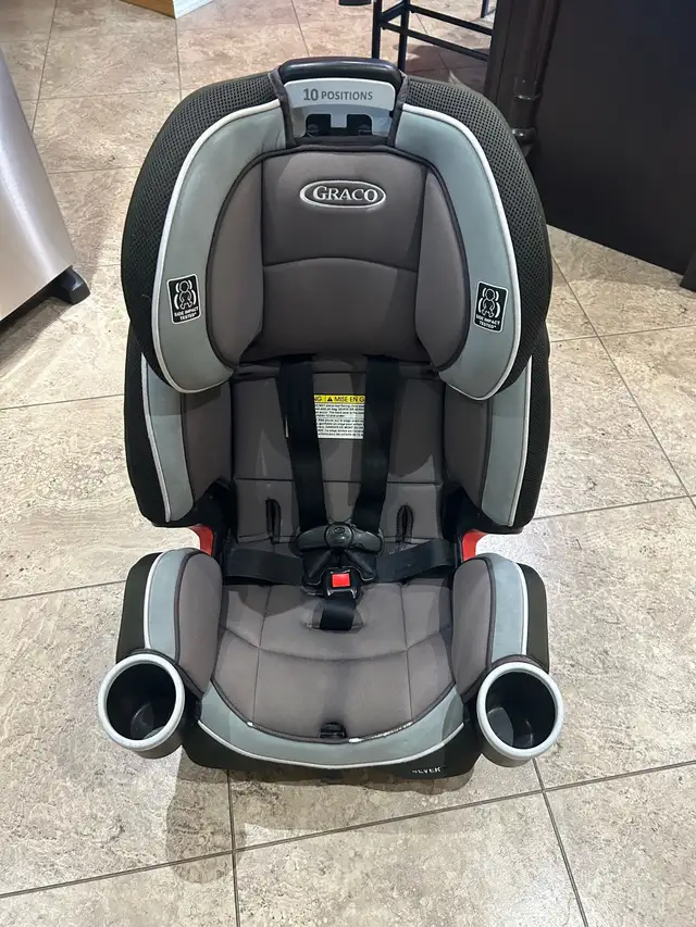 Graco-4Ever 10 position child’s car seat for sale