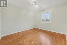 BRIGHT 3 BEDROOM END UNIT TOWNHOME - Leslie Park, near QCH :) - Photo 9