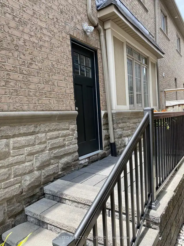 BASEMENT FOR RENT IN VAUGHAN