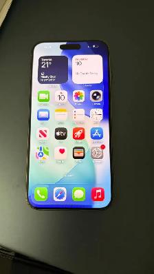 iPhone 15 Pro Max — Excellent Condition - Photo 2