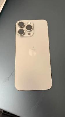iPhone 15 Pro Max — Excellent Condition - Photo 4