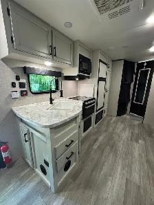 2022 Jayco Jay Flite travel trailer - Photo 5