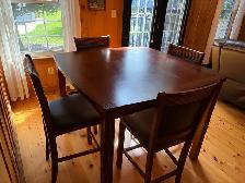 High dining table with 4 chairs