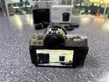 Fujifilm X-T200 24.2MP Viltrox AF25 Lens - Photo 3