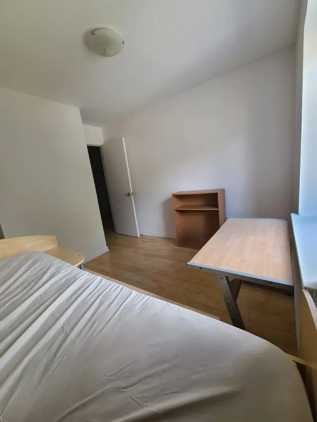 Finch / Birchmount @ Scarborough New Room 2nd floor To Rent!