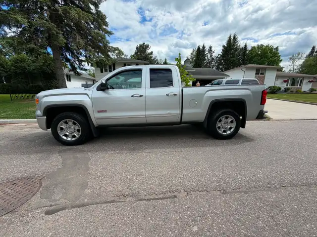 2014 GMC SIERRA 1500 Z71 ALL TERRAIN SAFETIED