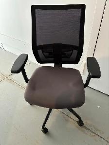 Used Office Chairs for Sale from ufficio furniture - Call Us! - Photo 5