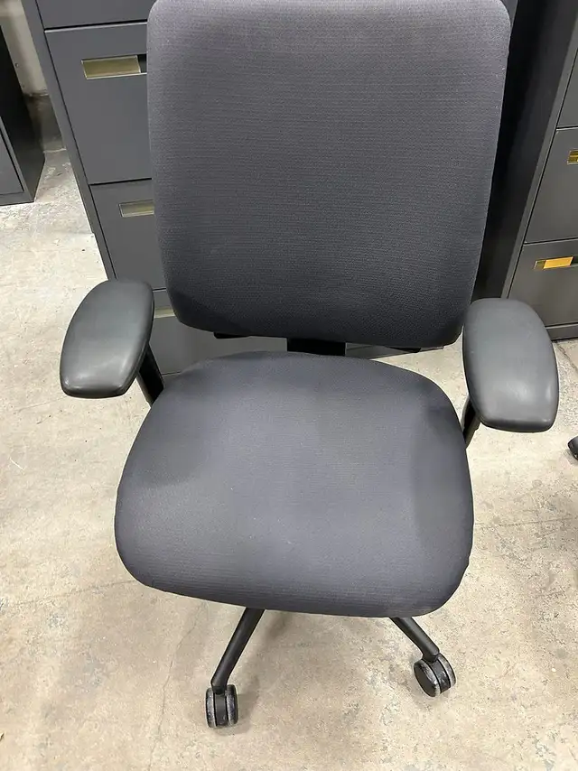 Used Steelcase Chairs For Sale From Ufficio Furniture - Call Us!