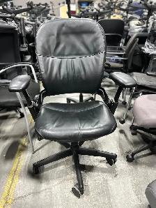 Used Steelcase Chairs For Sale From Ufficio Furniture - Call Us! - Photo 8