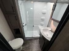 Luxury Bunkhouse Fifth Wheel - Photo 9