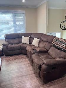 Modular reclining sectional sofa/ sectionel modulaire inclinable
