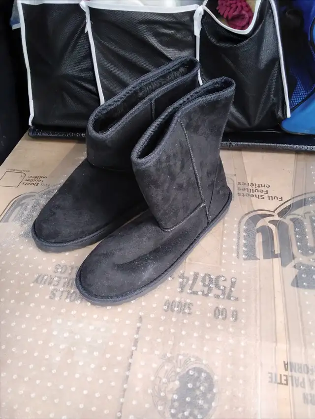 Random Footwear For Sale