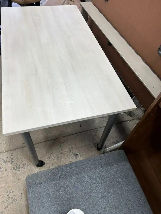 Used Tables For Sale From Ufficio Furniture - Call Us Now!