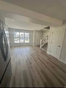 BRAND NEW 2025 DUPLEX – BOTH SIDES – $807,000 – SYLVAN LAKE - Photo 4