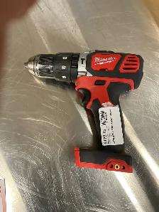 Milwaukee 2 pc combo kit with two batteries and charger - Photo 3