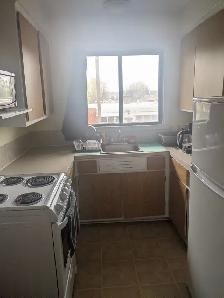 BEAU 3½ À LOUER DANS ROSEMONT - DISPONIBLE