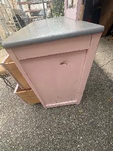 Free delivery Vintage 1972 Daveluyville Vanity  with  Stool - Photo 9