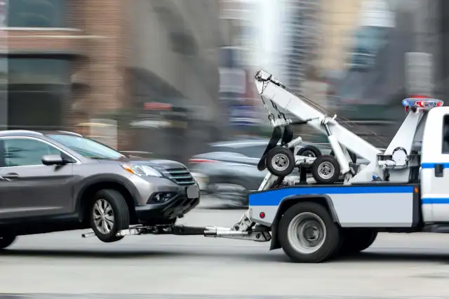 Looking for an experienced tow truck driver (wrecker)