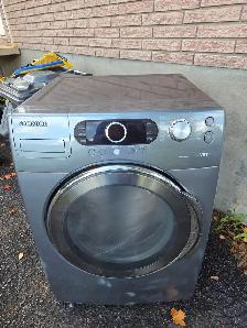 laveuse  a linge