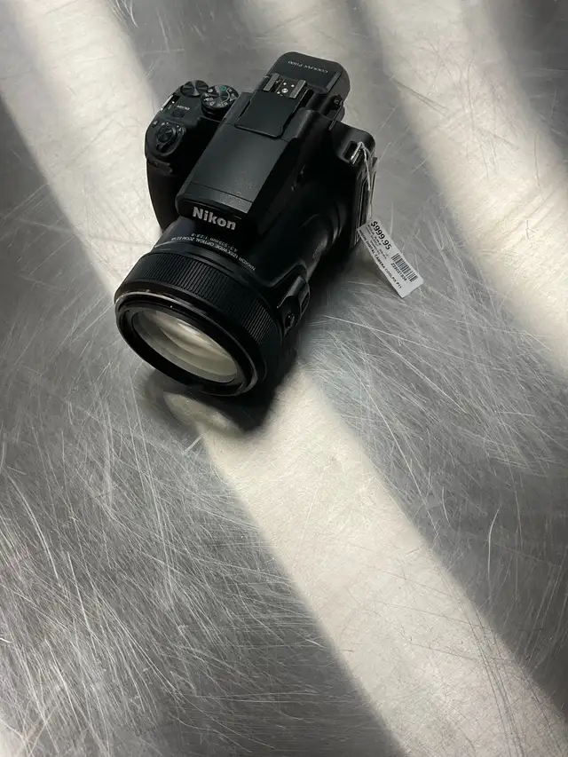 Nikon digital camera Coolpix p11