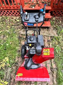 Toro Power Max 824 OE Snow Blower - Photo 2